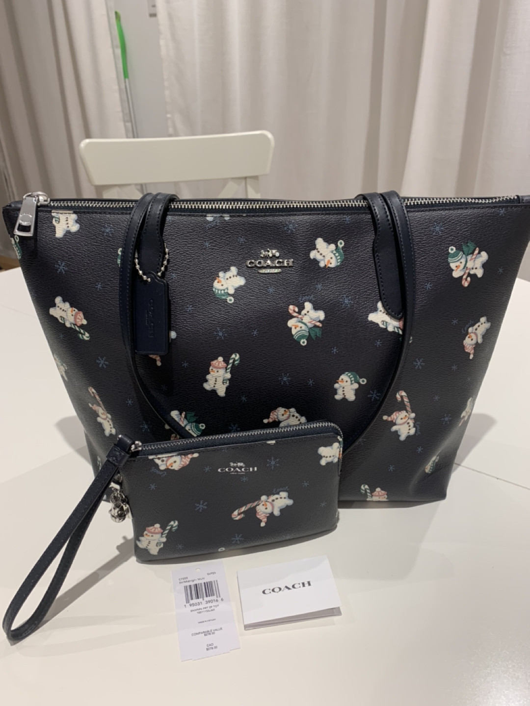 Brand New Coach Snowman Tote plus Wristlet Bag