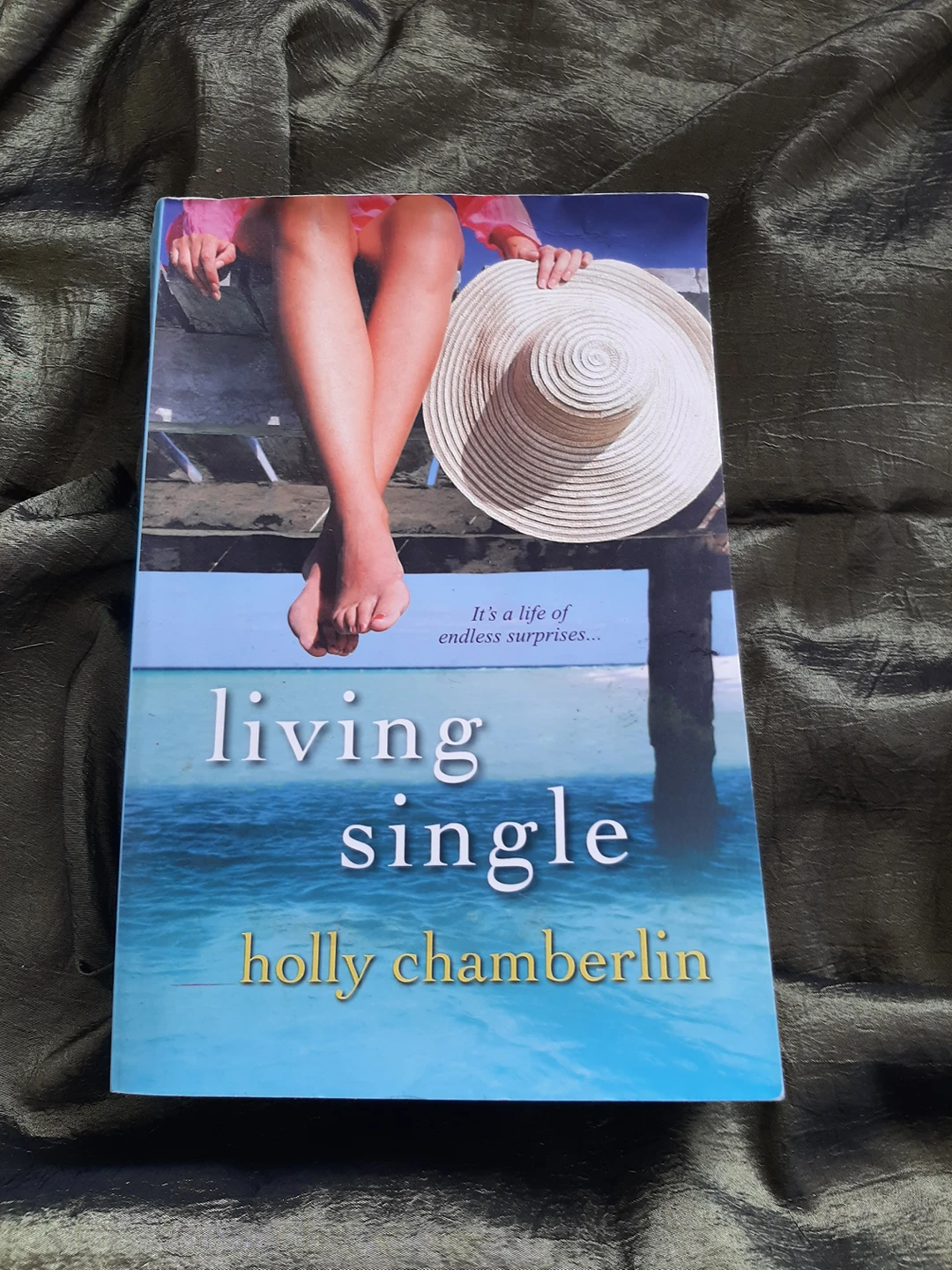 living single, book 4 sale ✨ thumbnail