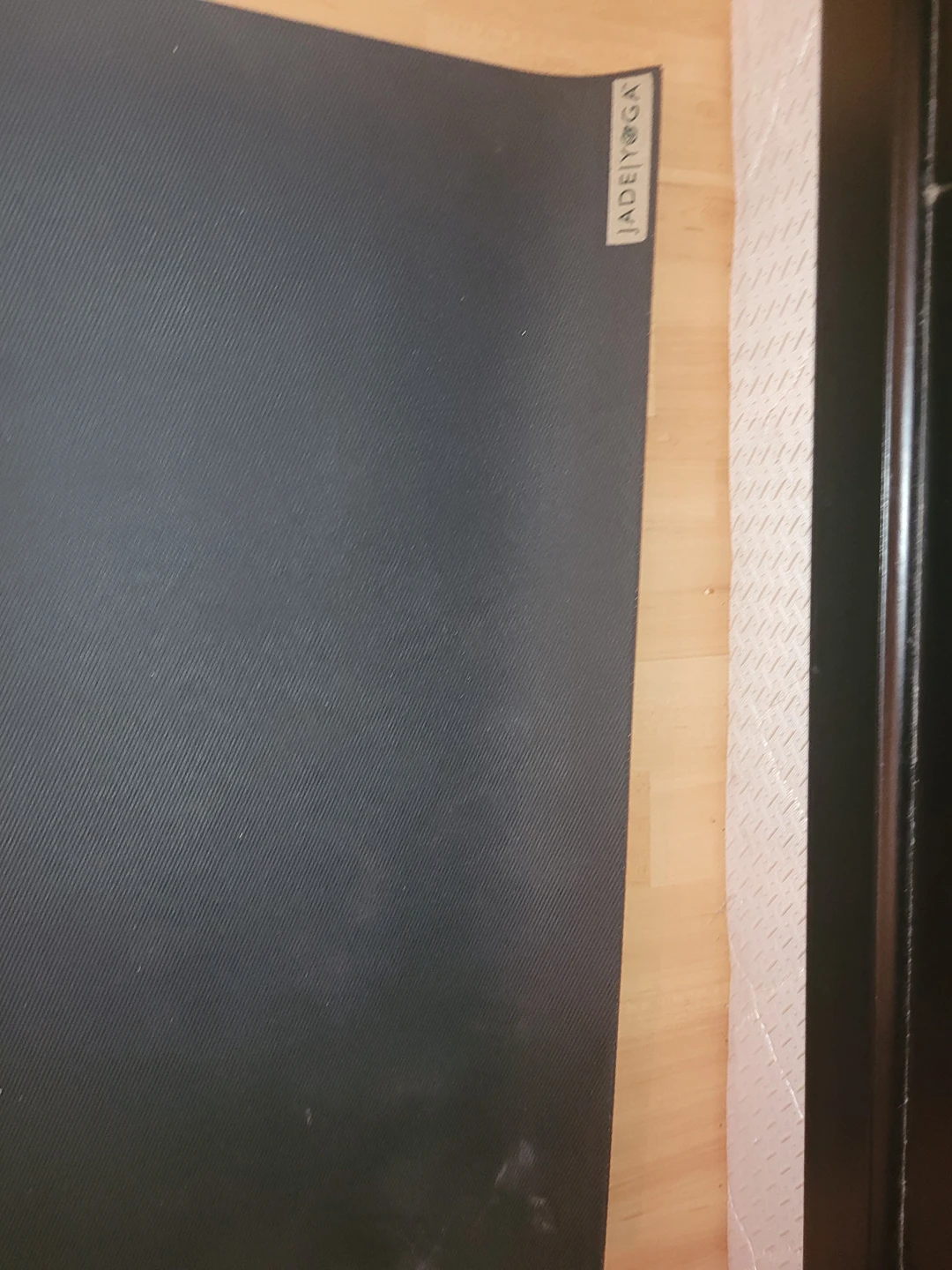 JADE HARMONY YOGA MAT
WORTH $90 BUT SELLING FOR $40 - photo 2