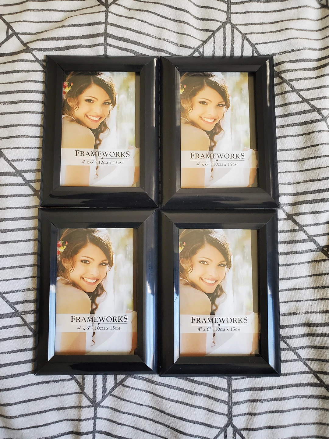 Black 4" x 6" Picture Frames thumbnail