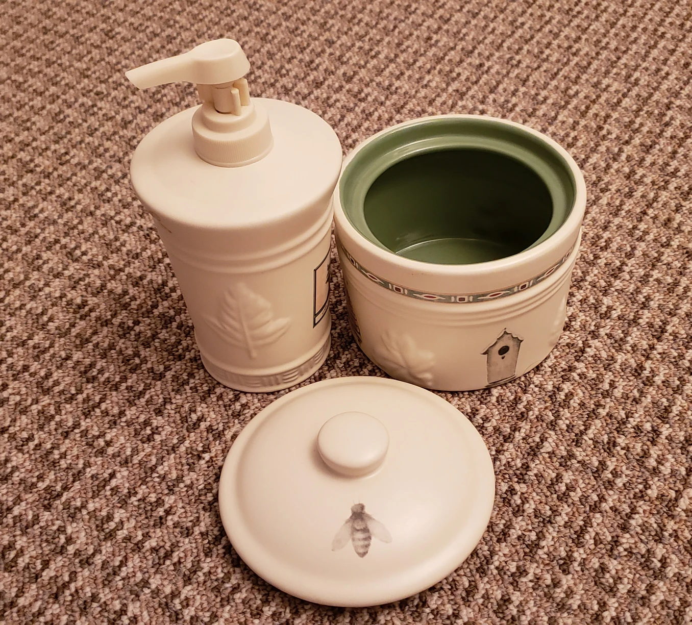 Bathroom Accessories image indicator(5)