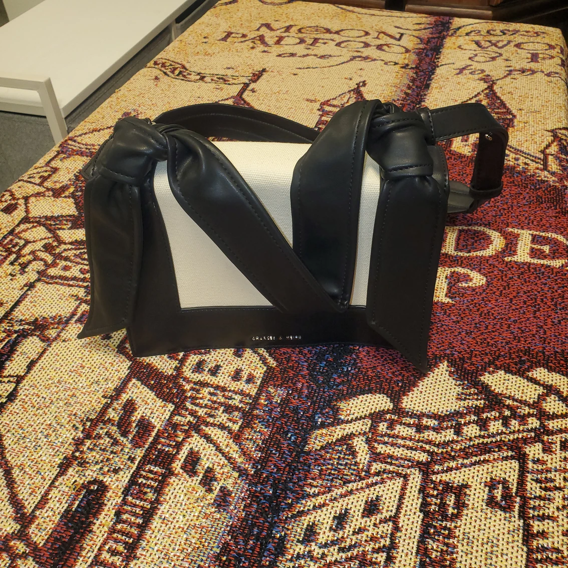 Charles and Keith handbag - photo 2