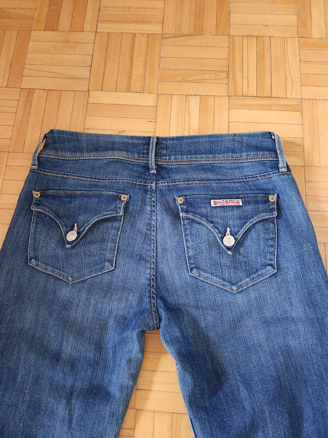 Hudson Jeans Size 28 thumbnail