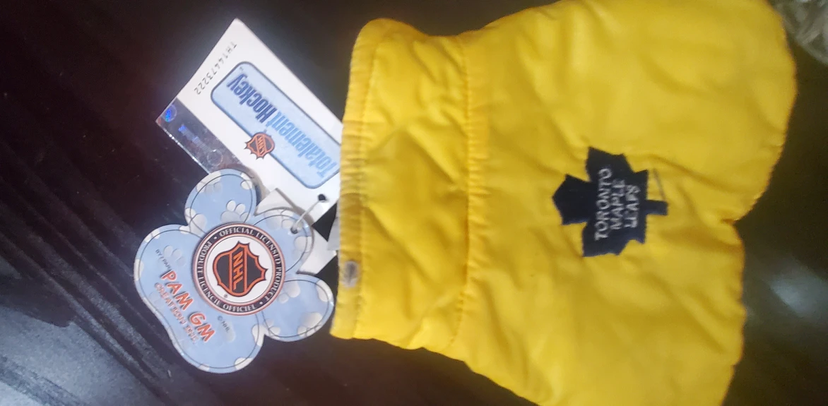 XXS Authentic Toronto Maple Leafs Doggie Vest image indicator(3)