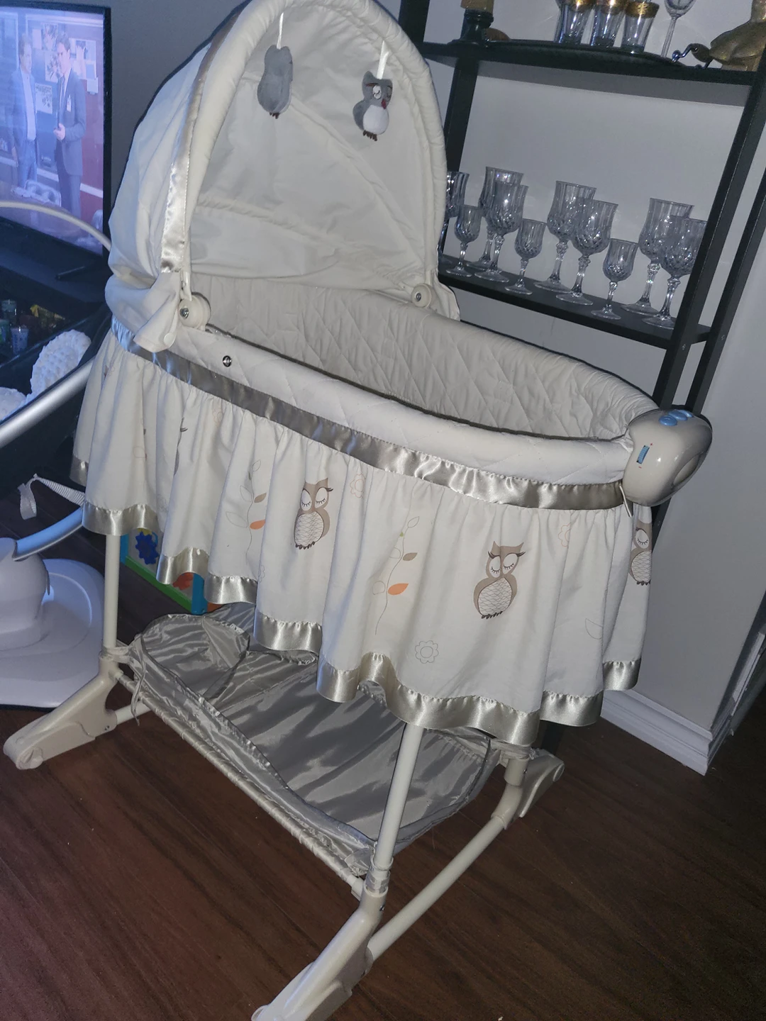 rocking bassinet free - photo 2