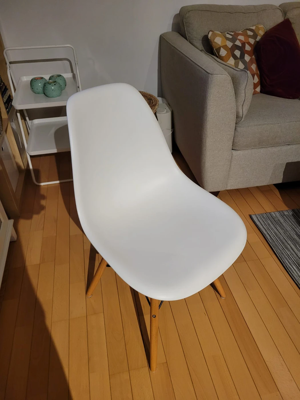4 dining chairs thumbnail