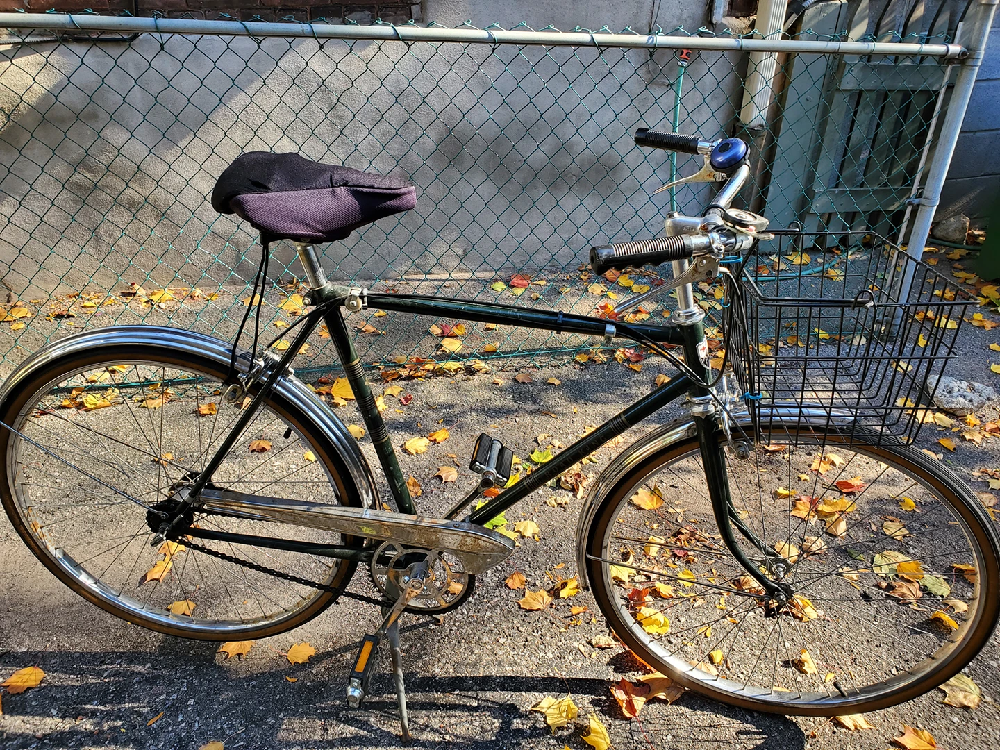 Two bikes for the price of one!! image indicator(4)