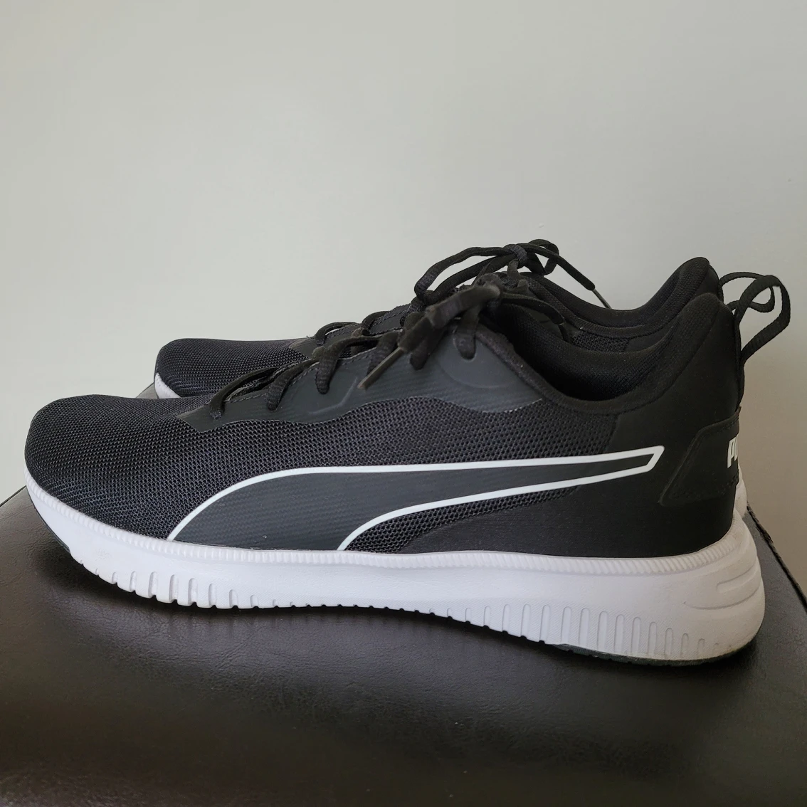Men's PUMA shoes size 10 thumbnail