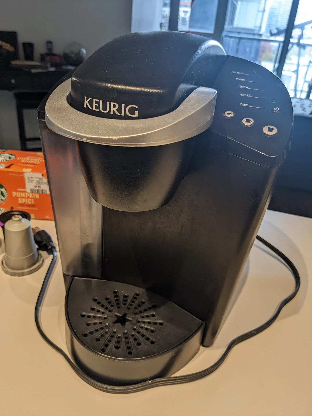 Keurig Coffee Machine 2 holders, 6 reusable + pumpkin spice pods image indicator(4)