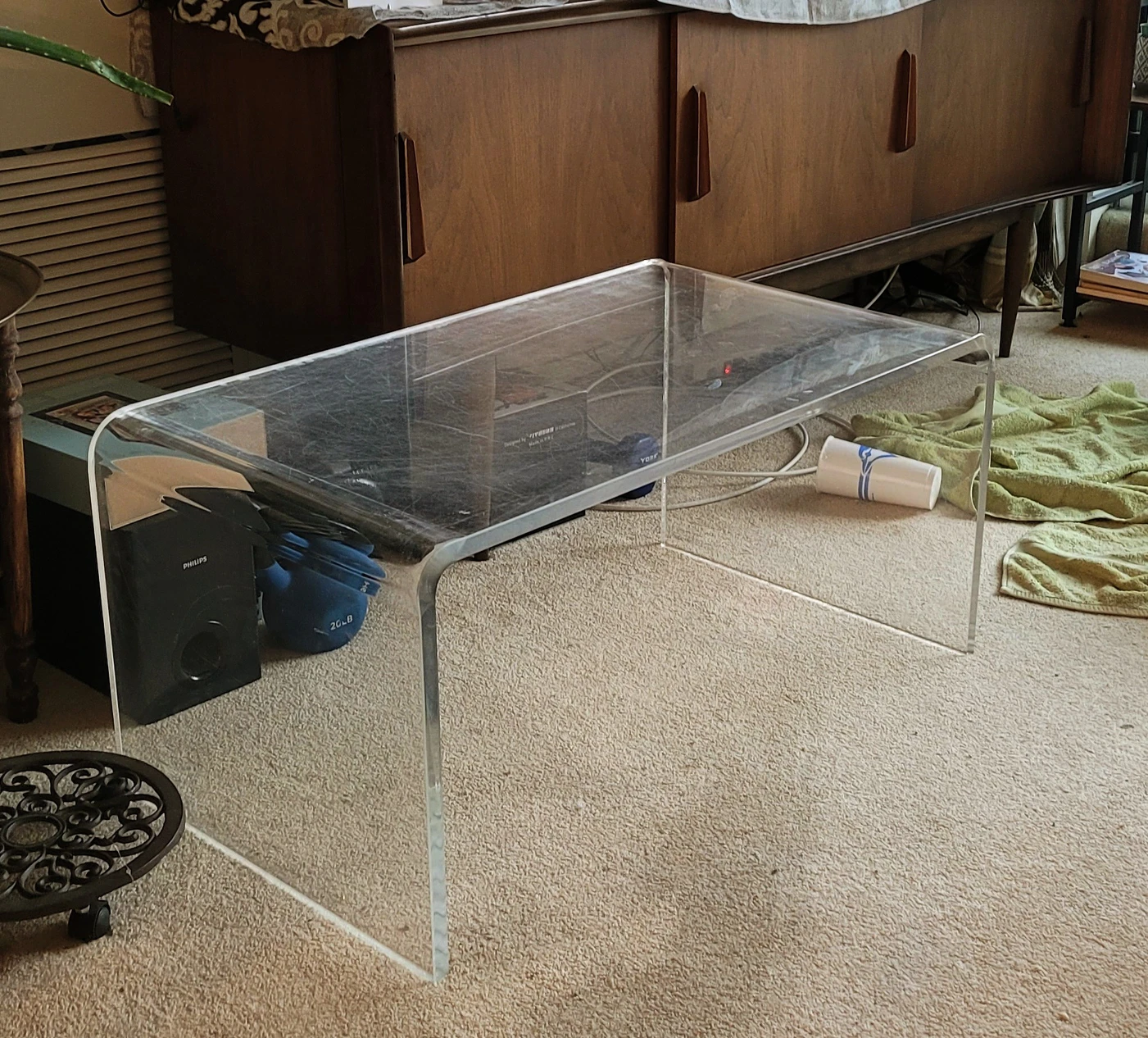 peek a boo table thumbnail