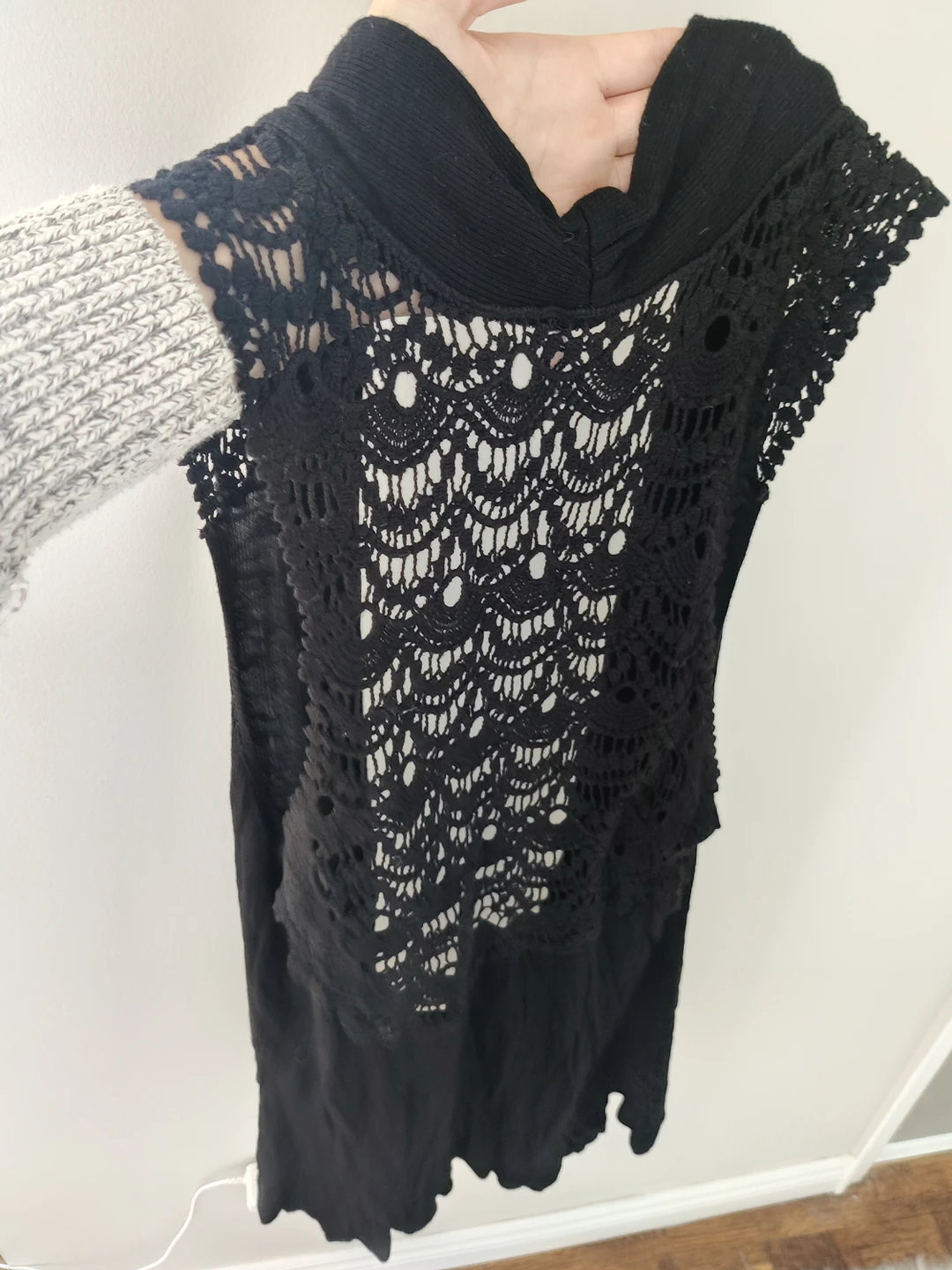 Fun way to dress up a T-Shirt or Sweater - photo 2