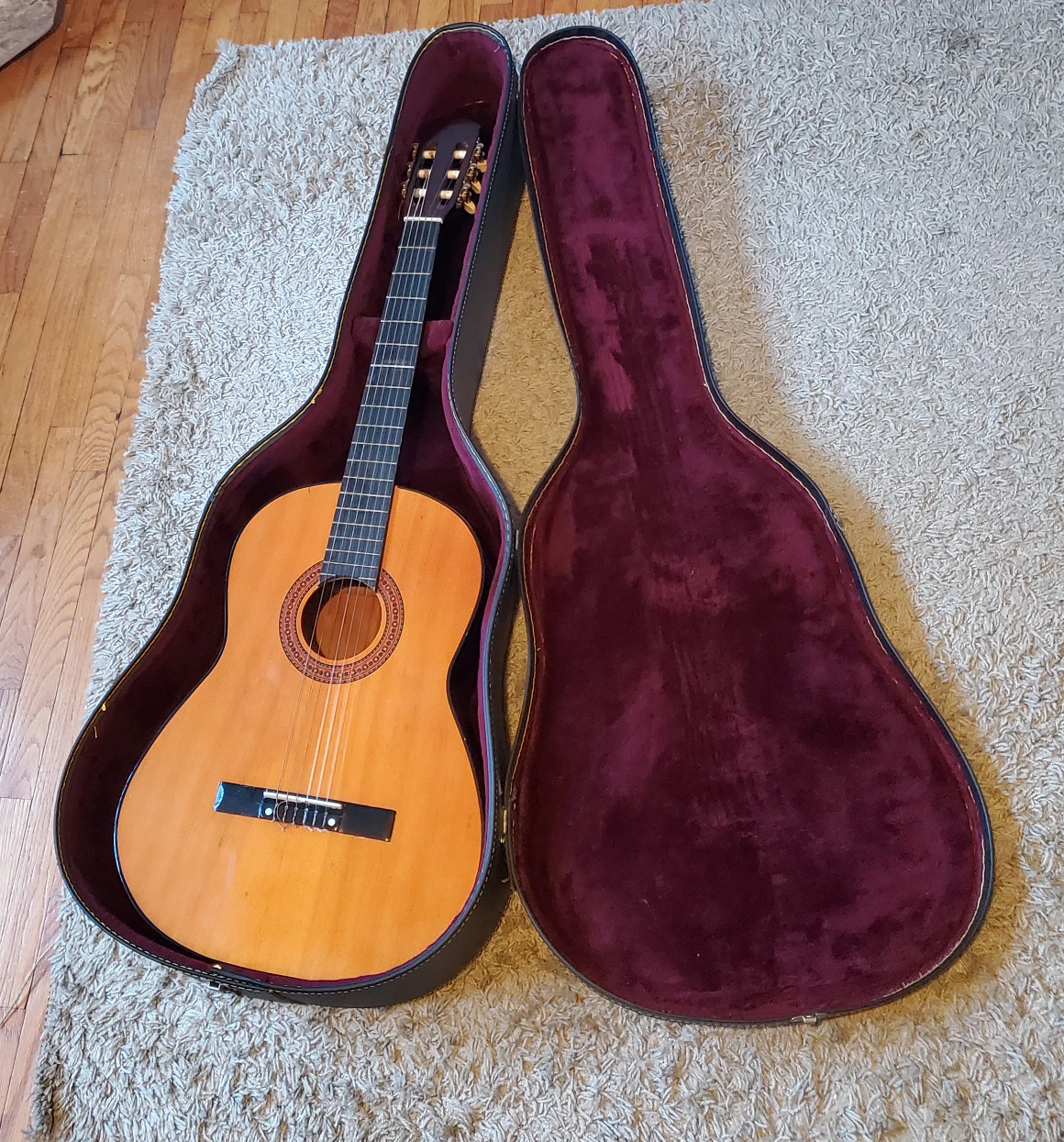 Guitar, case, and strings for petite adult/child thumbnail