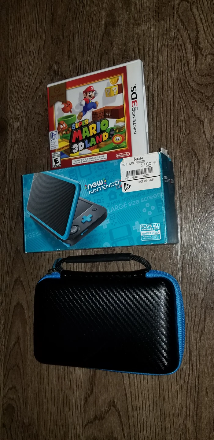 BRAND NEW NINTENDO 2DS XL STILL IN PACKAGING