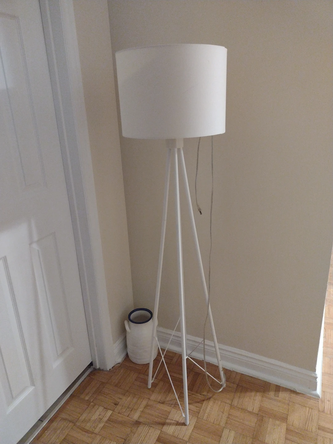 tall lamp thumbnail