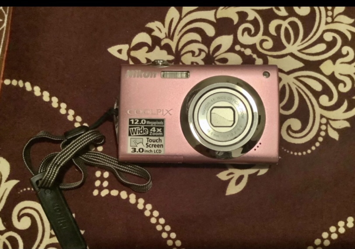 Nikon Coolpix S4000 thumbnail