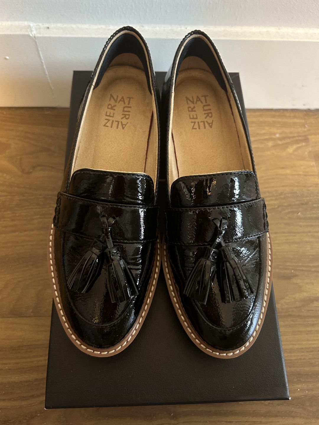 Naturalizer Leather Loafers thumbnail