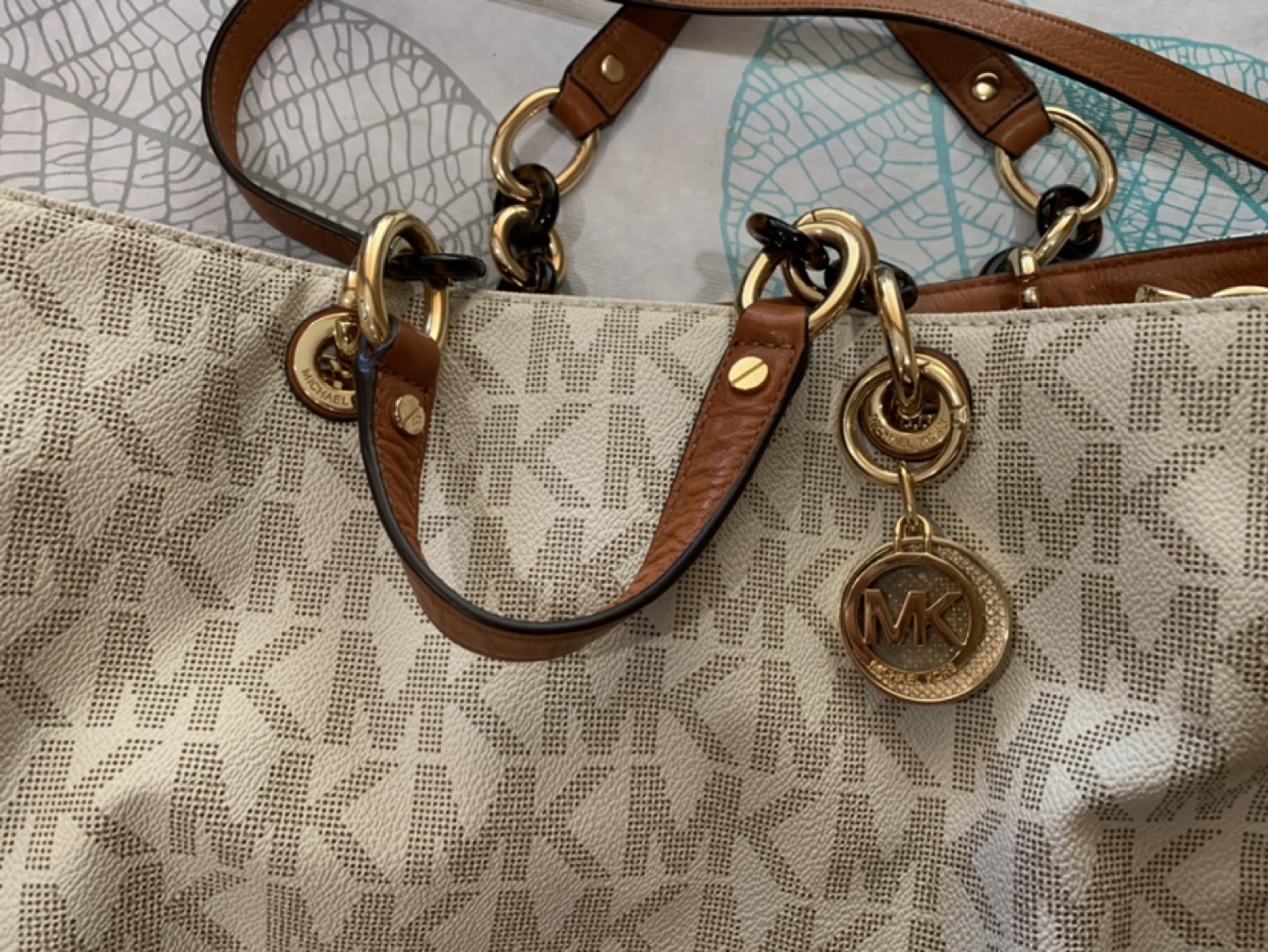Michael Kors handbag thumbnail