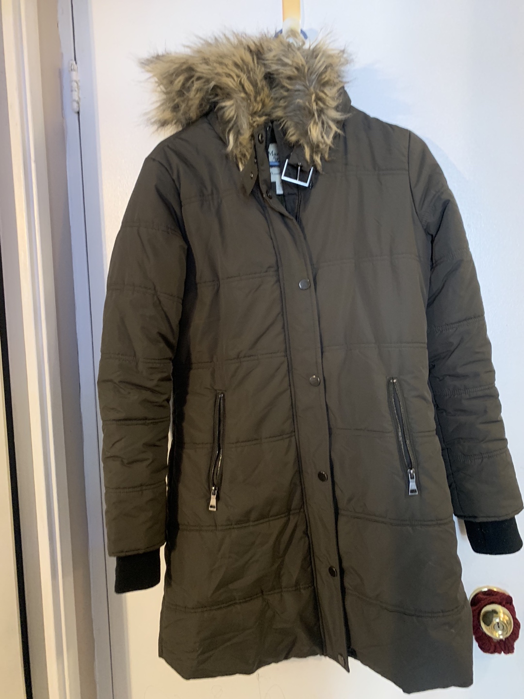 Woman’s jacket thumbnail