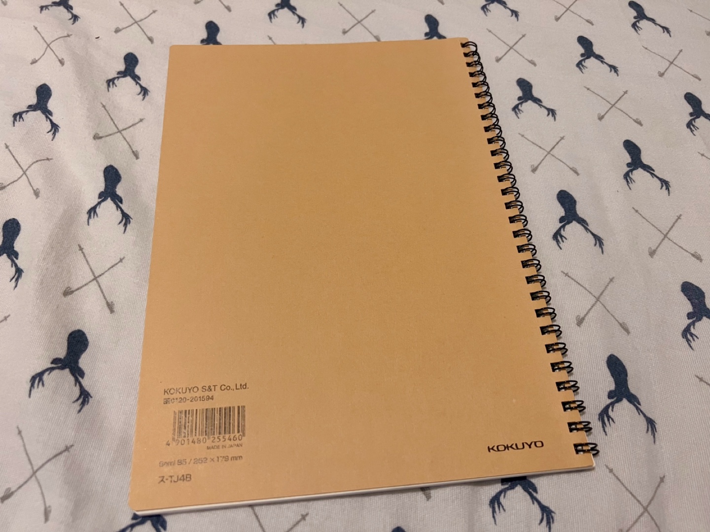 Kokuyo Twin Ring Notebook B5 6mm×35lines 40sheets New image indicator(2)