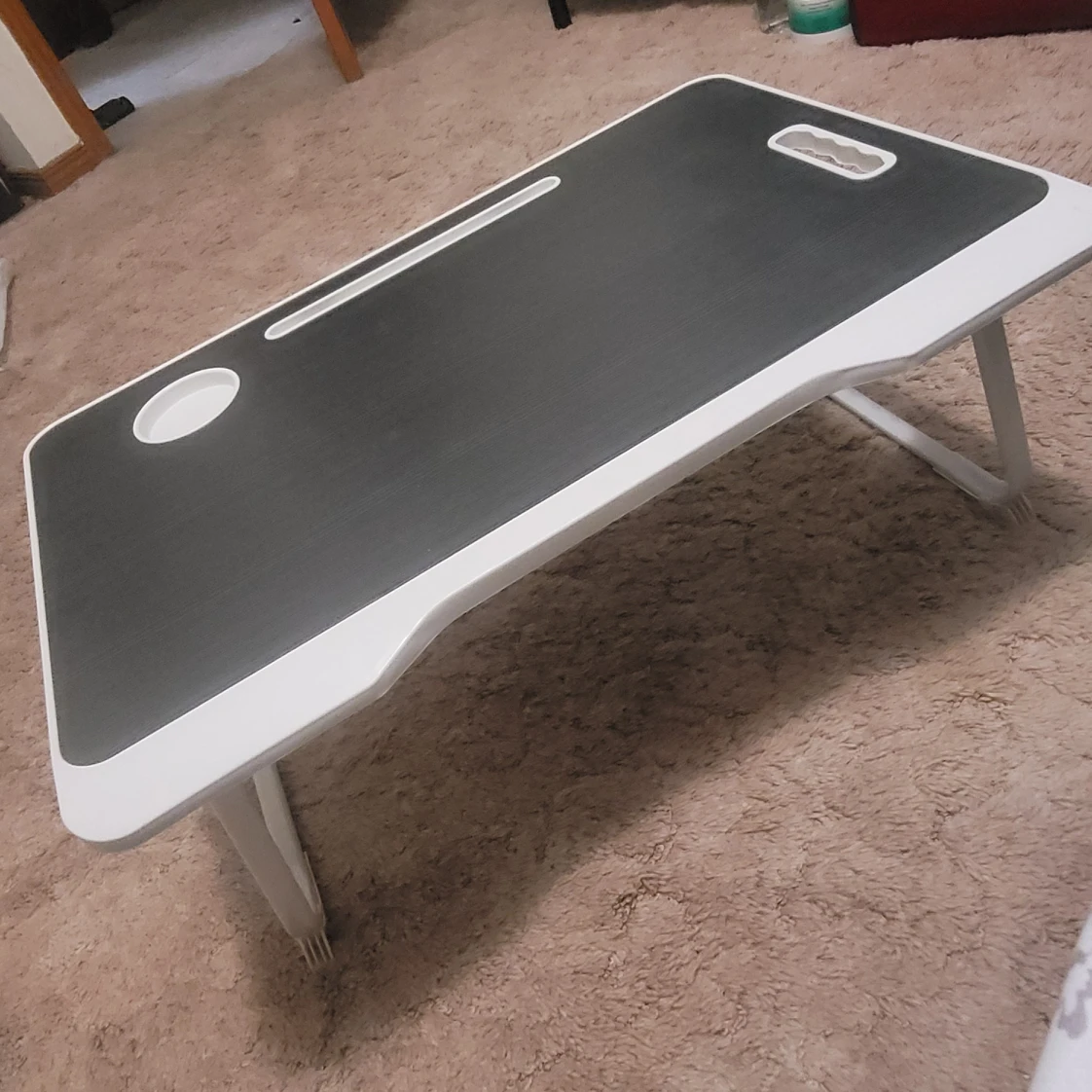Bed desk table
