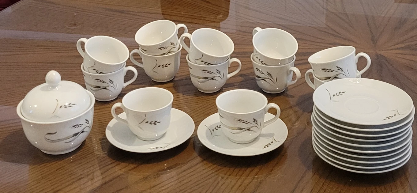 Set of 12 Bavaria porcelain coffee set thumbnail