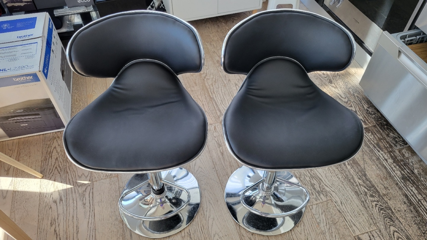 Leather high chair