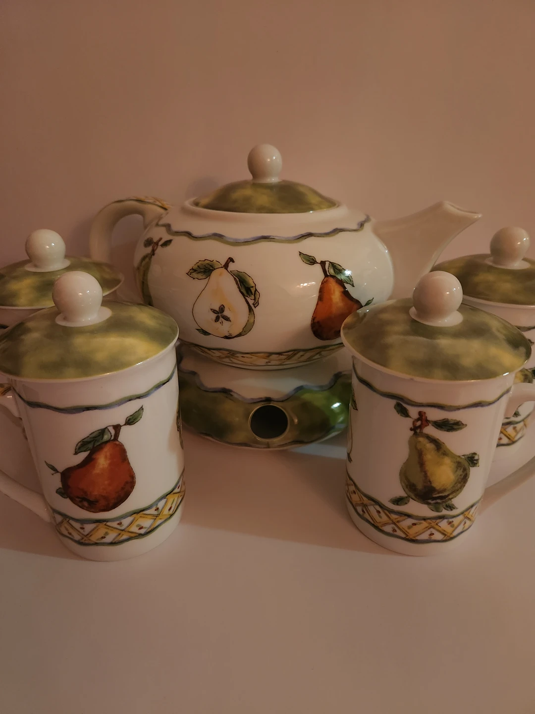 Gorgeous New 11 Piece Tea Set thumbnail