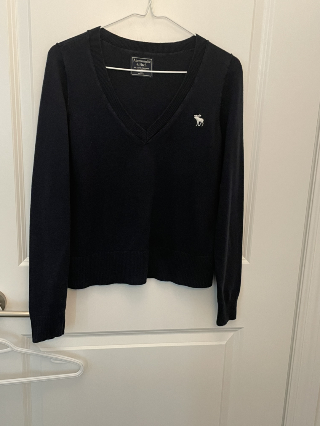 Abercrombie & Fitch V-Neck Sweater Size XS