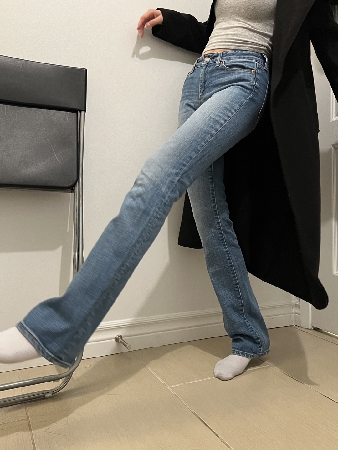 Gap 1969 Perfect Boot Jeans image indicator(5)