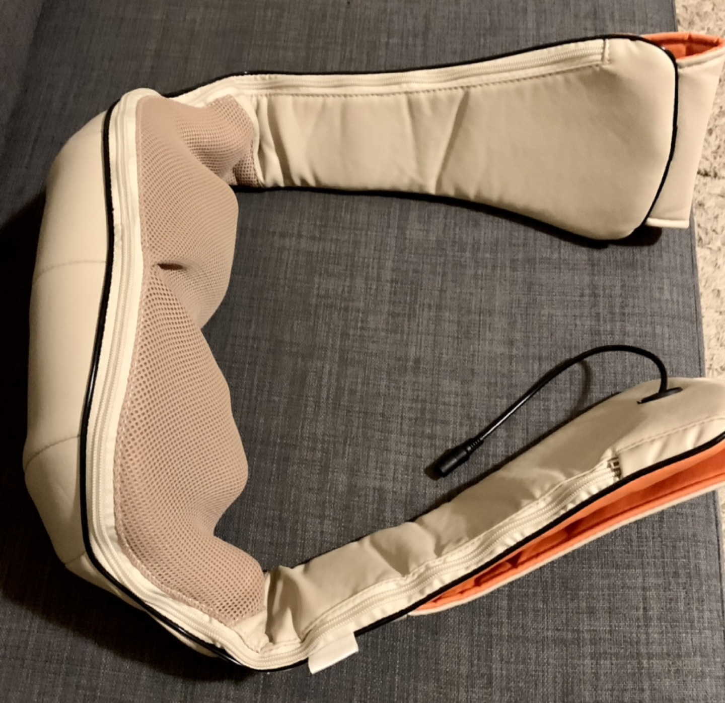 Neck & shoulder pro massager with heat - photo 3