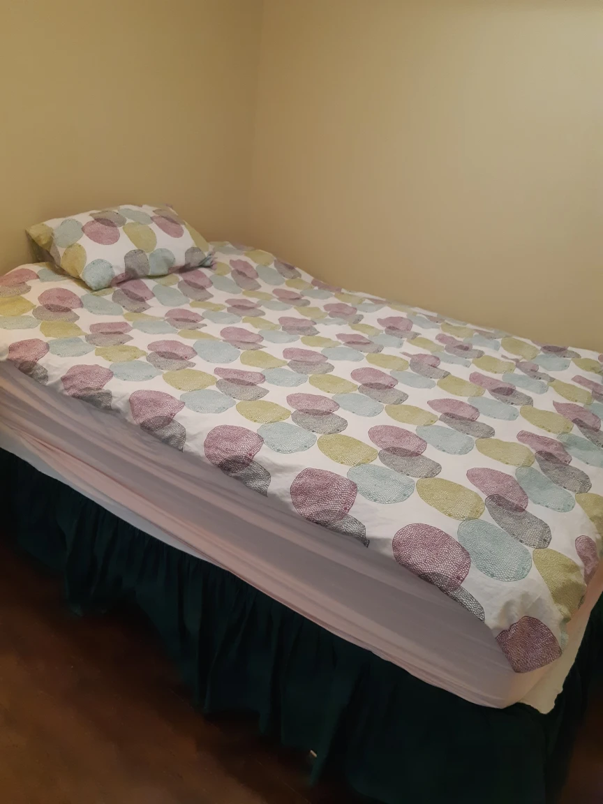 Simmons Queen extra firm mattress