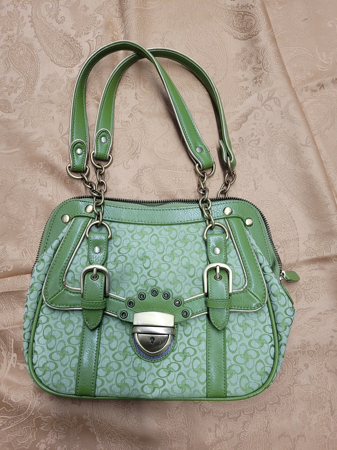 Green Purse thumbnail