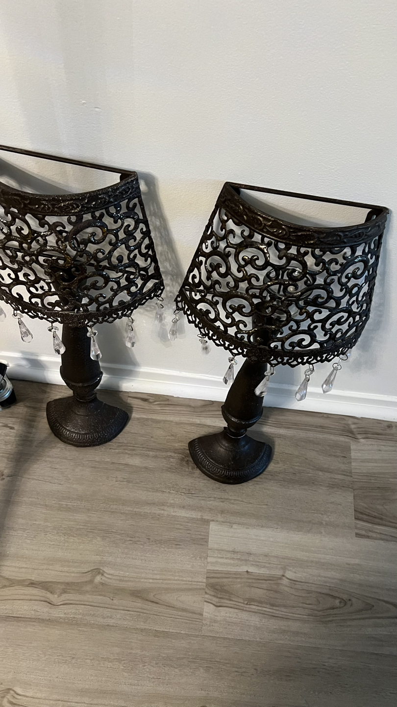 Metal Wall decor two of them for 60$