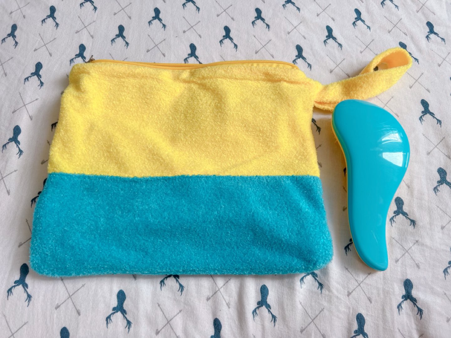 Macadamia Pouch with Comb New ⚽️ image indicator(2)