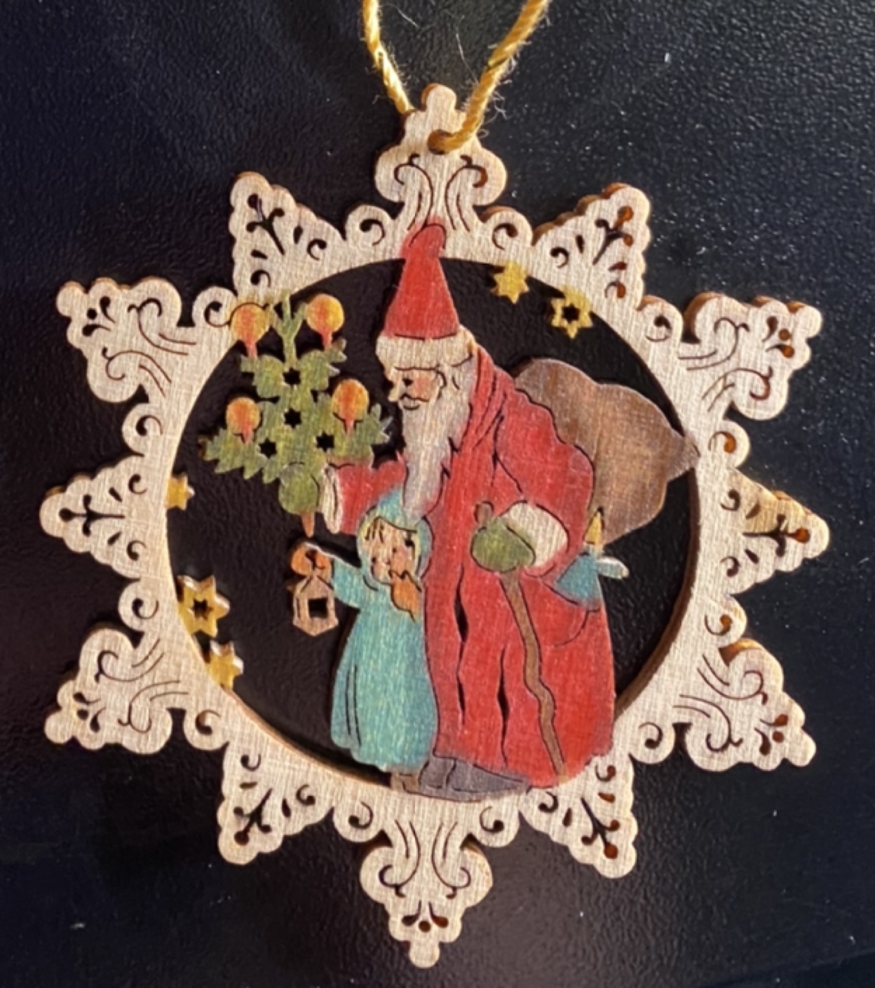 Vintage ornaments #freecycle thumbnail