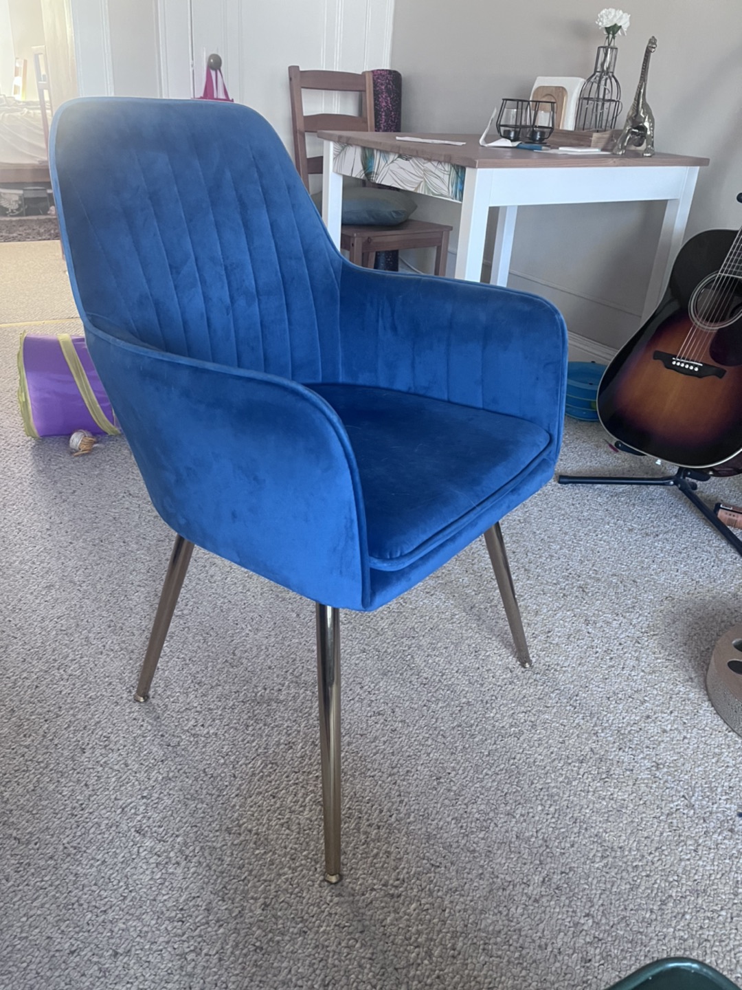 Altrobene Accent Chair