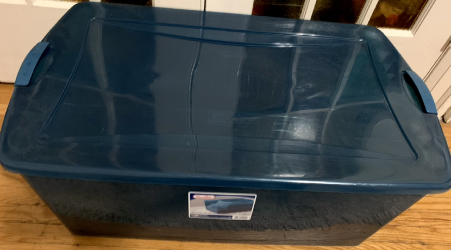 Sterilite 99L - blue storage box - photo 2