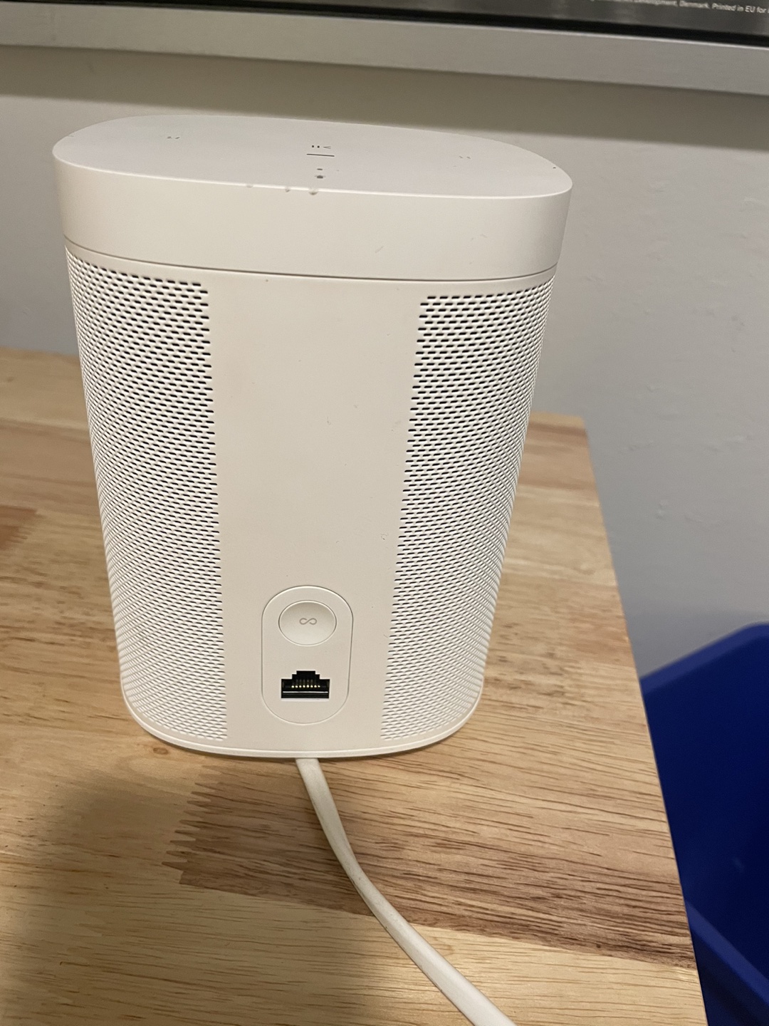 Sonos one Bluetooth speaker white model S13 - photo 3