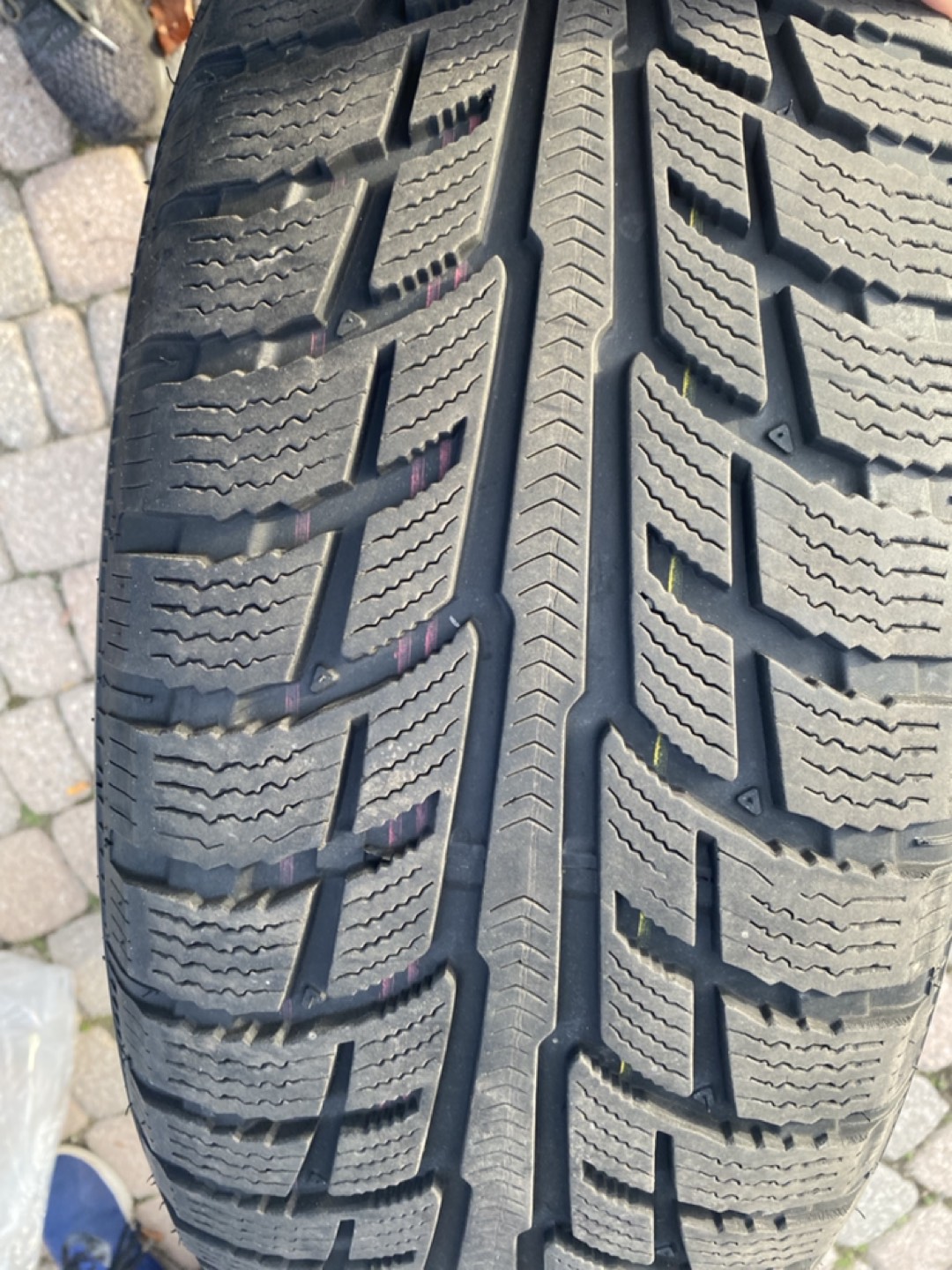 Winter tires off rim - photo 3