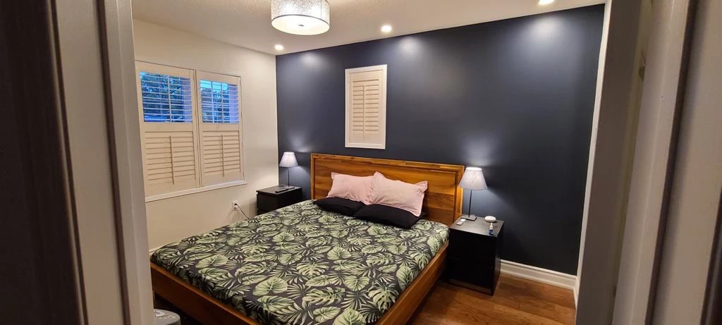 King Size Bed- CLARENCE