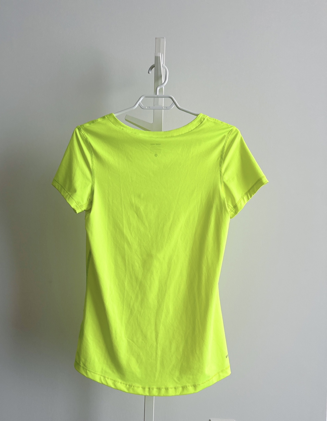 Nike Pro V-neck Short Sleeve Shirt in Large image indicator(2)