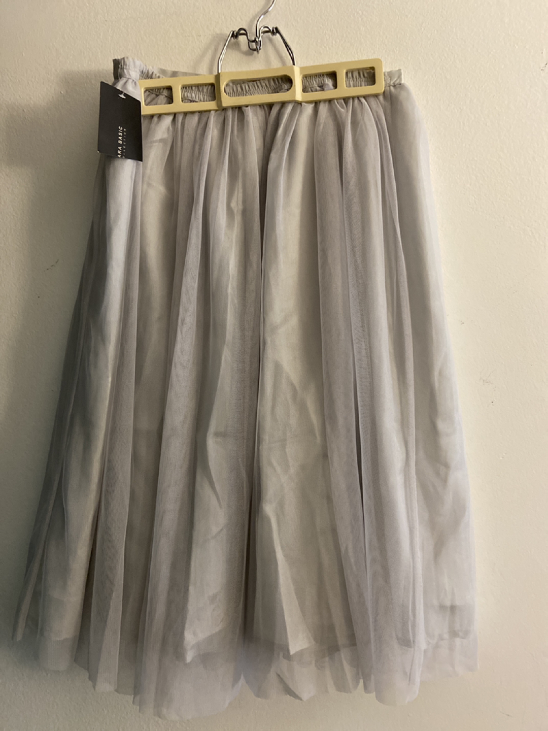 BNWT Silver Tulle Zara Midi Stretchy Skirt thumbnail