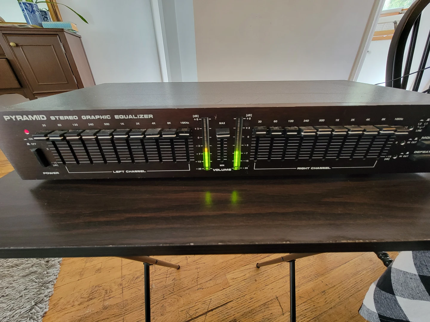 PYRAMID SEA-4600 : Vintage Stereo Graphic Equalizer thumbnail