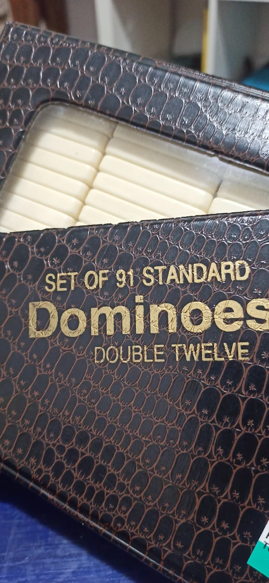 Dominos
