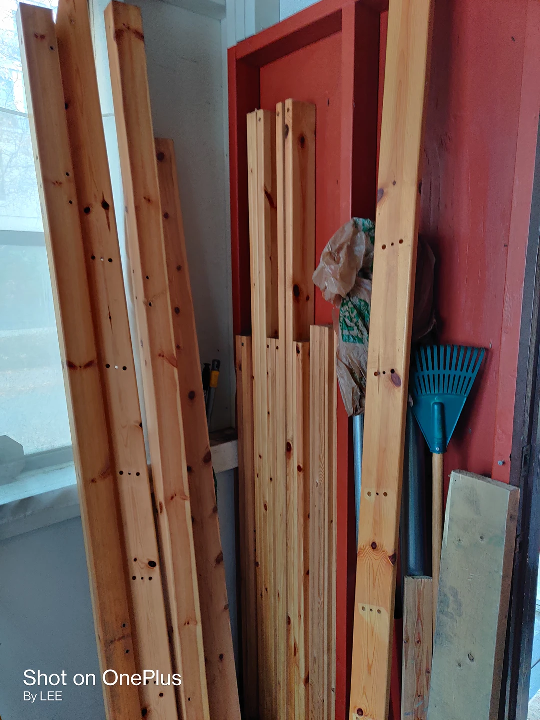 Free Wood Pieces - 6 and 7 feet long