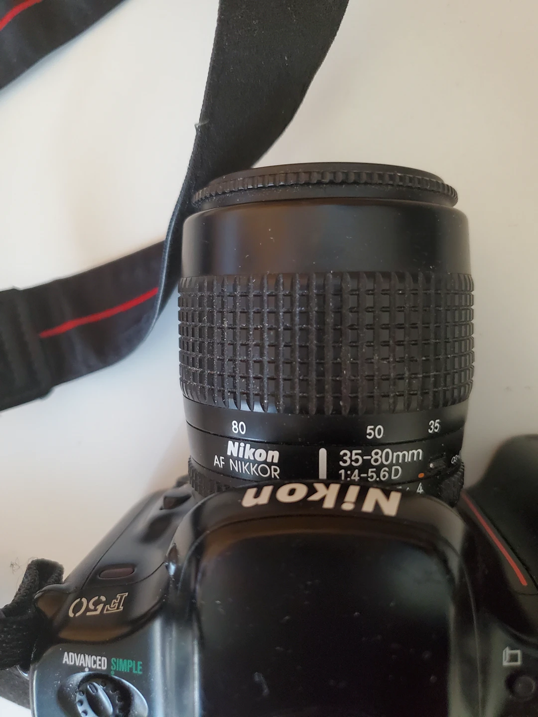 NIKON F50 Film CAMERA WITH NIKKOR 35-80MM F4-5.6D FROM JAPAN - photo 2