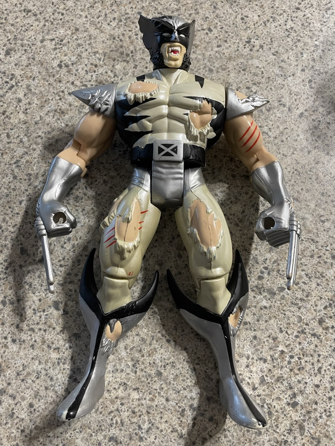 Vintage Marvel 1997 Wolverine Figure - photo 2