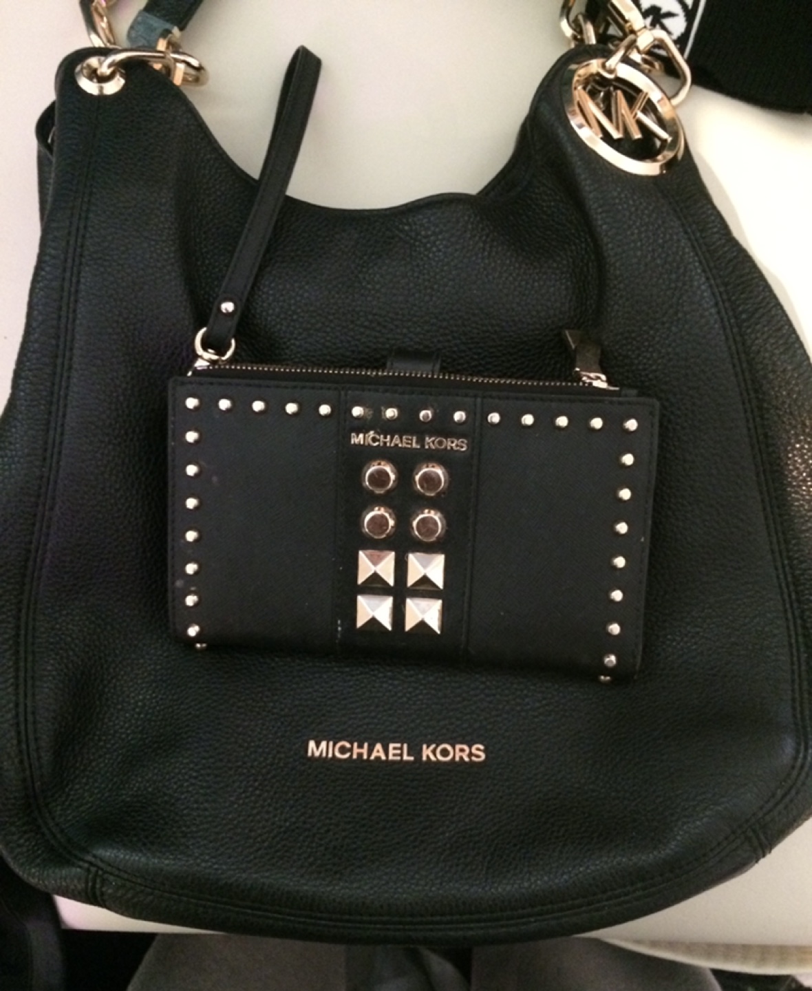Genuine Michael Kors purse - photo 3