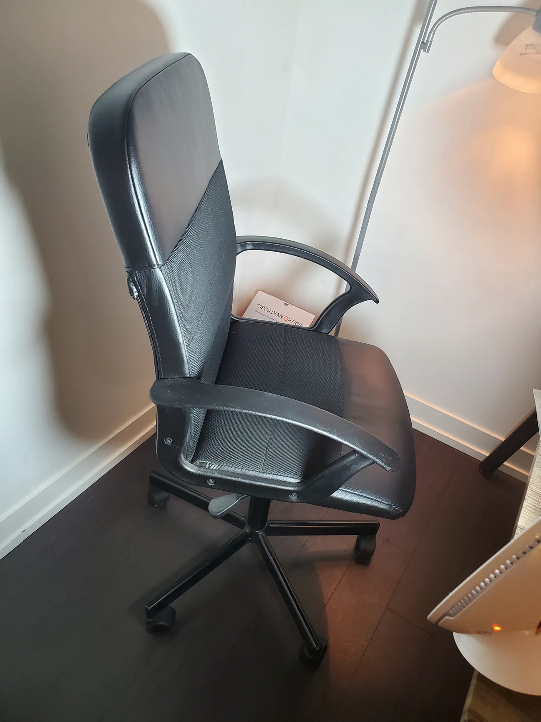 Ergonomic office chair - photo 3
