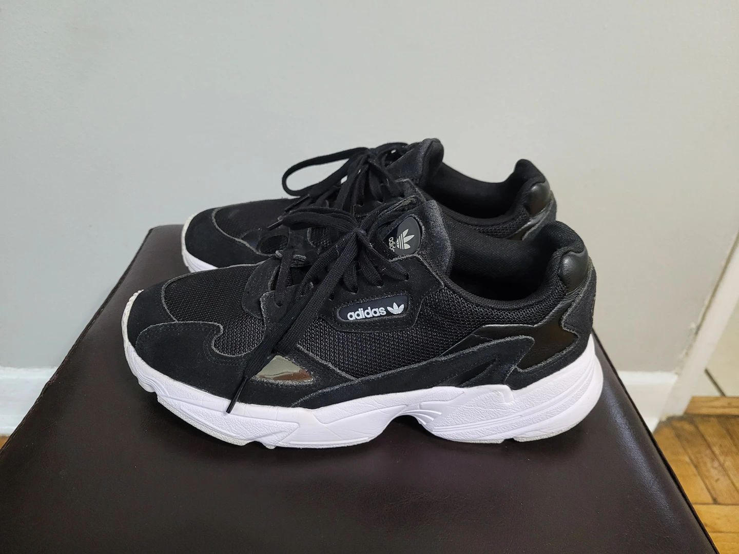 Women's Adidas Falcon 7.5 thumbnail
